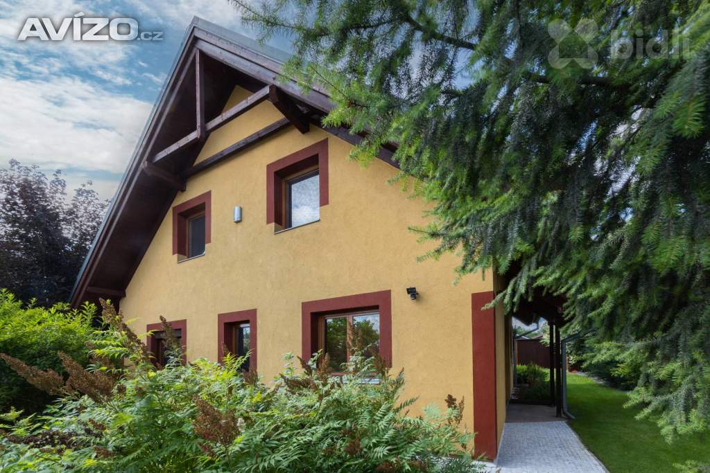 Foto inzerátu prodej domu 5+kk, 169m2, zahrada.