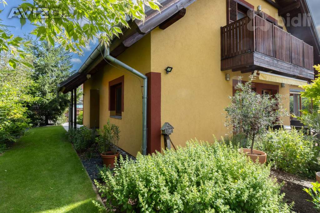 Foto inzerátu prodej domu 5+kk, 169m2, zahrada.