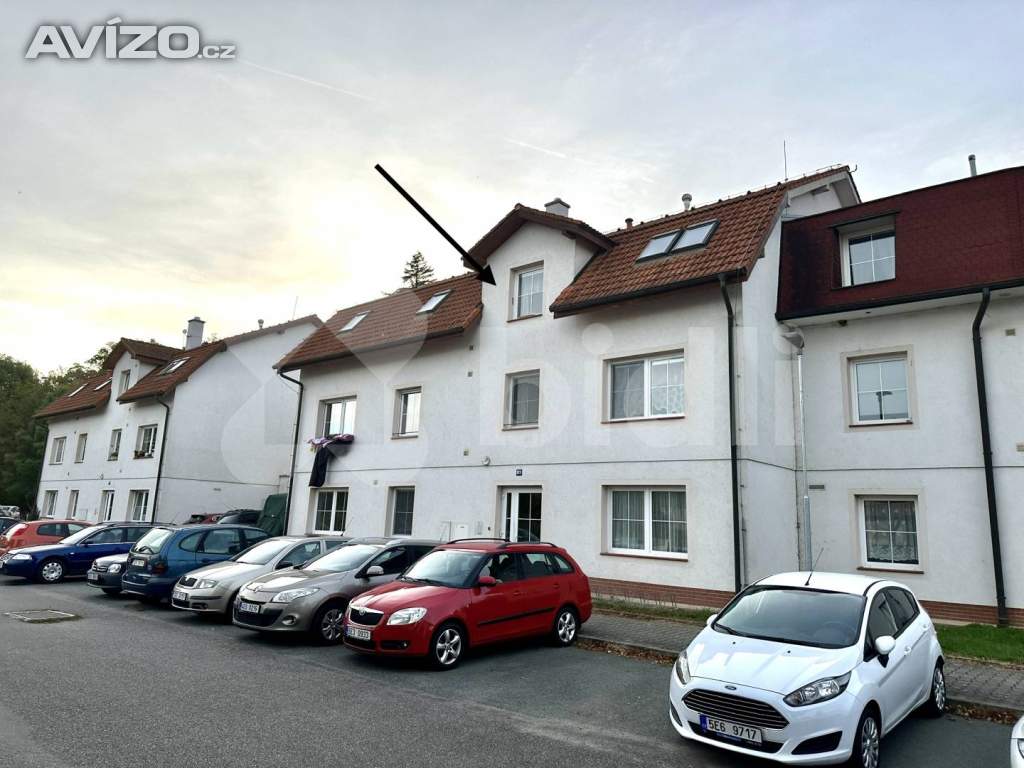 Pronájem podkrovního bytu 2+1 o velikosti 44 m2, ulice Staré náměstí, Slatiňany