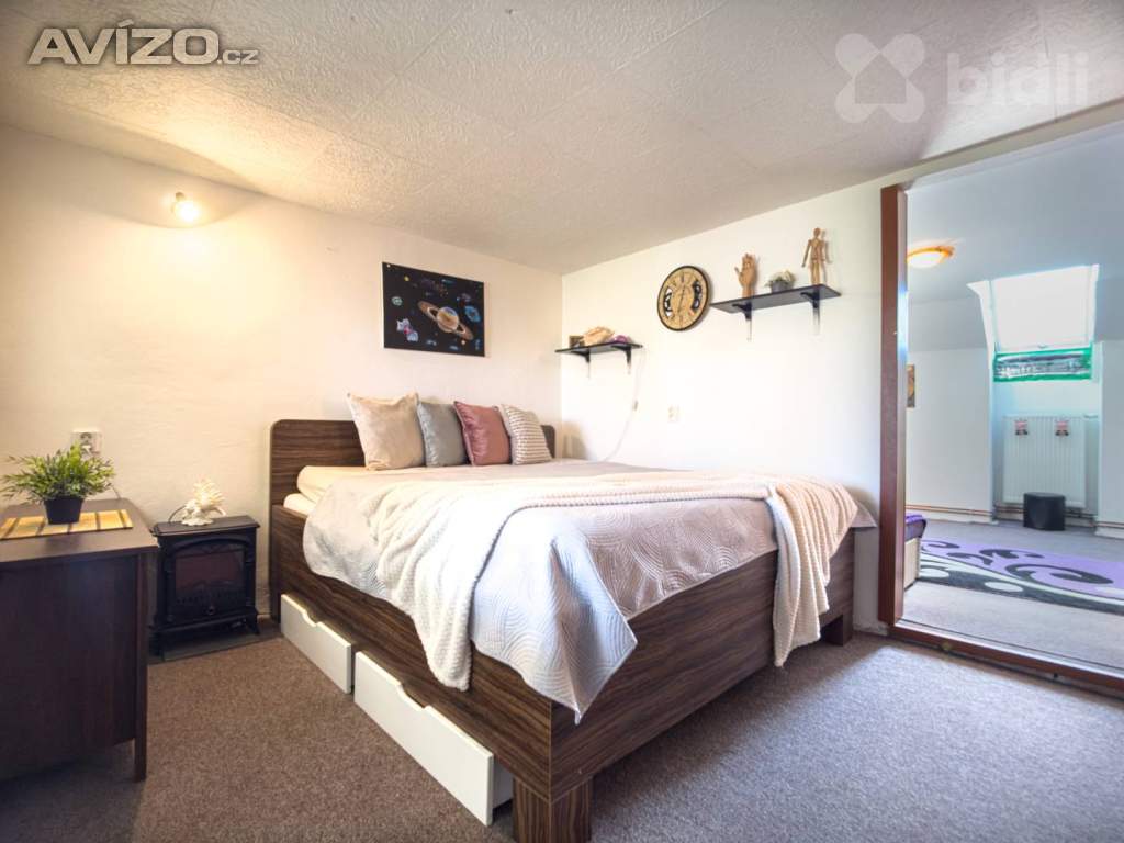 Foto inzerátu Prodej rodinného domu ve Šlapanicích u Brna - klidná lokalita, prostorné bydlení