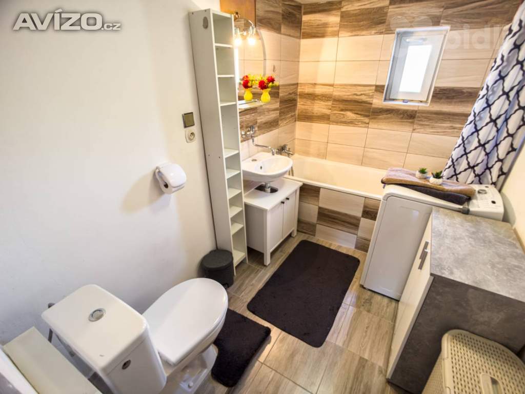 Foto inzerátu Prodej rodinného domu ve Šlapanicích u Brna - klidná lokalita, prostorné bydlení