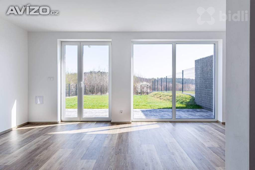 Foto inzerátu Moderní novostavba 5+kk s pozemkem 503 m2 - ideální pro rodinu, Hořovice