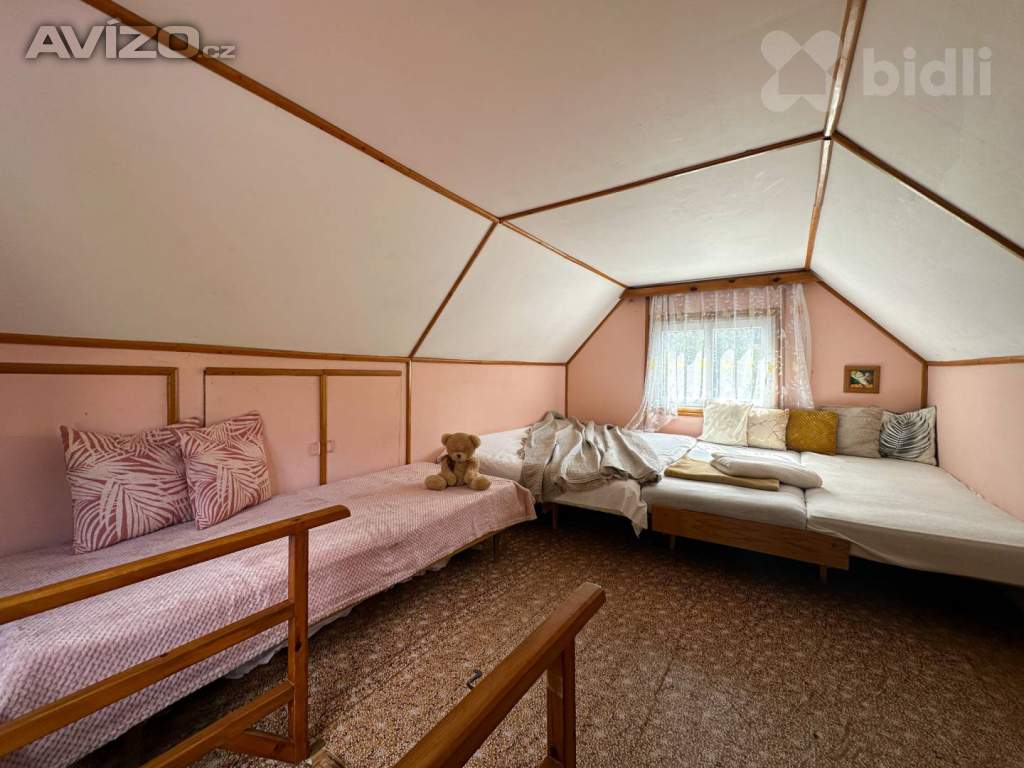 Foto inzerátu Prodej chaty - Horní Blatná, užitná plocha 72 m2, zahrada 1278 m2.