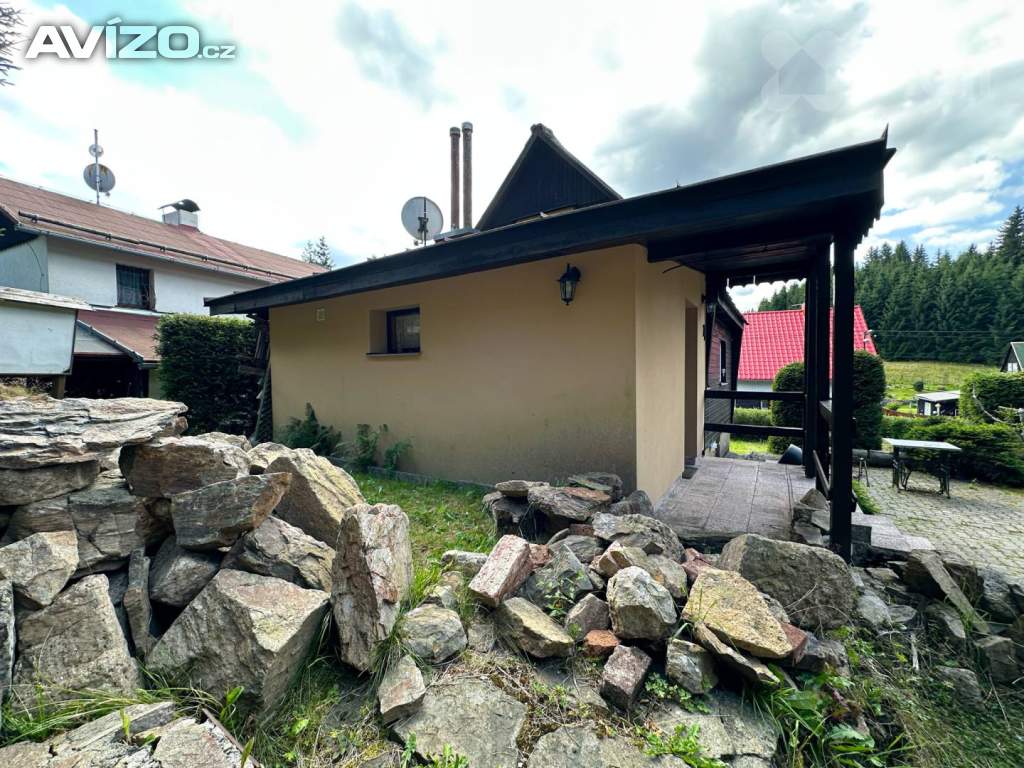 Foto inzerátu Prodej chaty - Horní Blatná, užitná plocha 72 m2, zahrada 1278 m2.