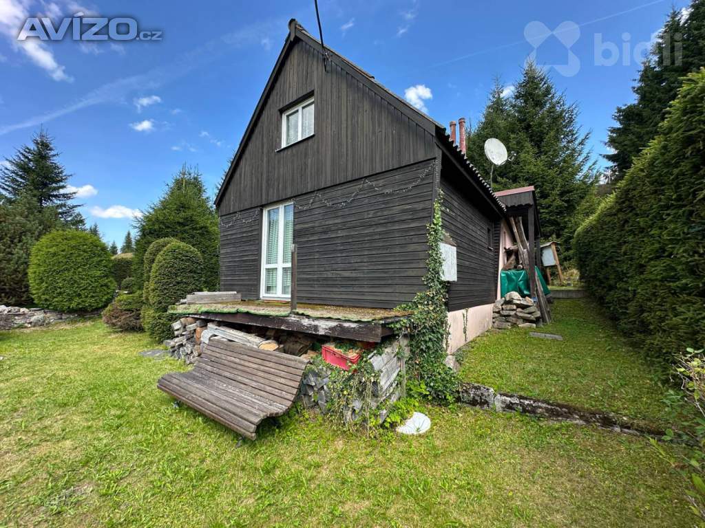 Foto inzerátu Prodej chaty - Horní Blatná, užitná plocha 72 m2, zahrada 1278 m2.