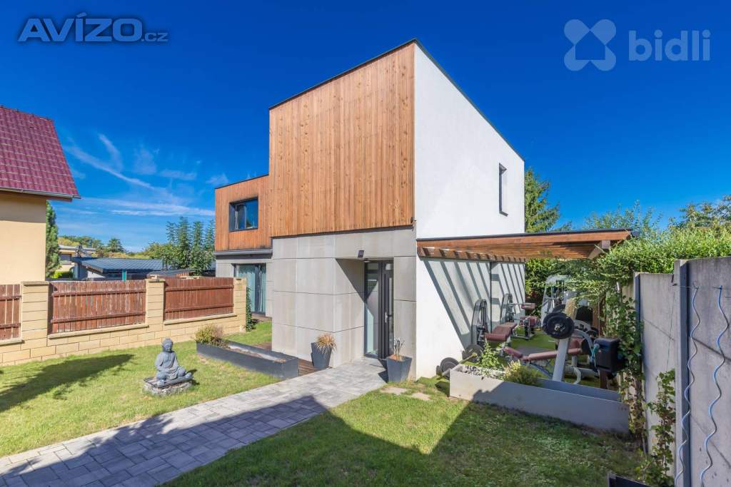 Rodinný dům 4+kk, 148 m2 a pozemkem 383 m2
