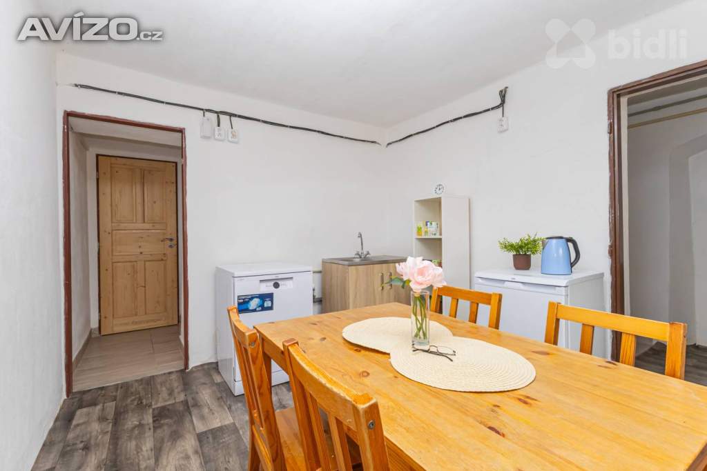 Foto inzerátu Prodej vesnického statku se dvěma domy 840 m2, pozemek 2253 m2,Byňov u Nových Hradů