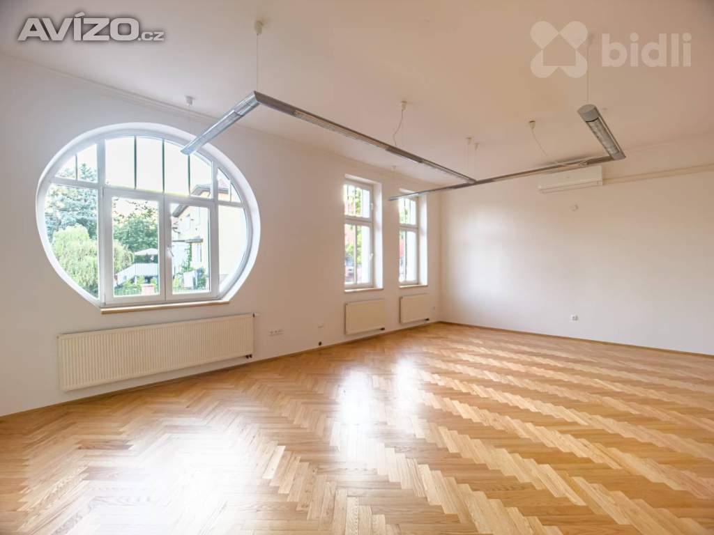Foto inzerátu Pronájem rodinného domu, 5+kk, 242m2, pozemek 365 m2, Rooseveltova, Kladno