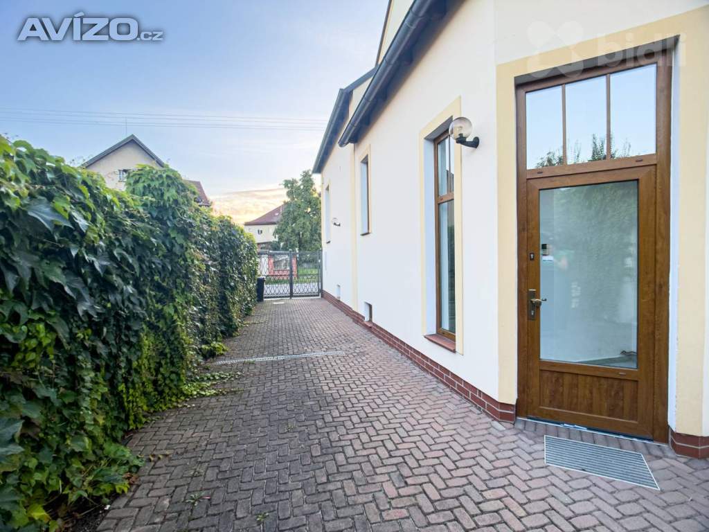 Foto inzerátu Pronájem rodinného domu, 5+kk, 242m2, pozemek 365 m2, Rooseveltova, Kladno