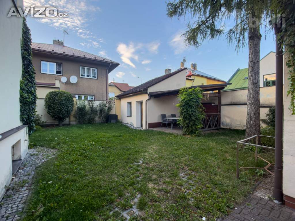 Foto inzerátu Pronájem rodinného domu, 5+kk, 242m2, pozemek 365 m2, Rooseveltova, Kladno
