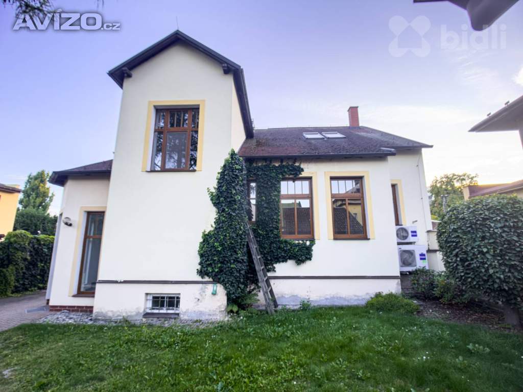 Foto inzerátu Pronájem rodinného domu, 5+kk, 242m2, pozemek 365 m2, Rooseveltova, Kladno