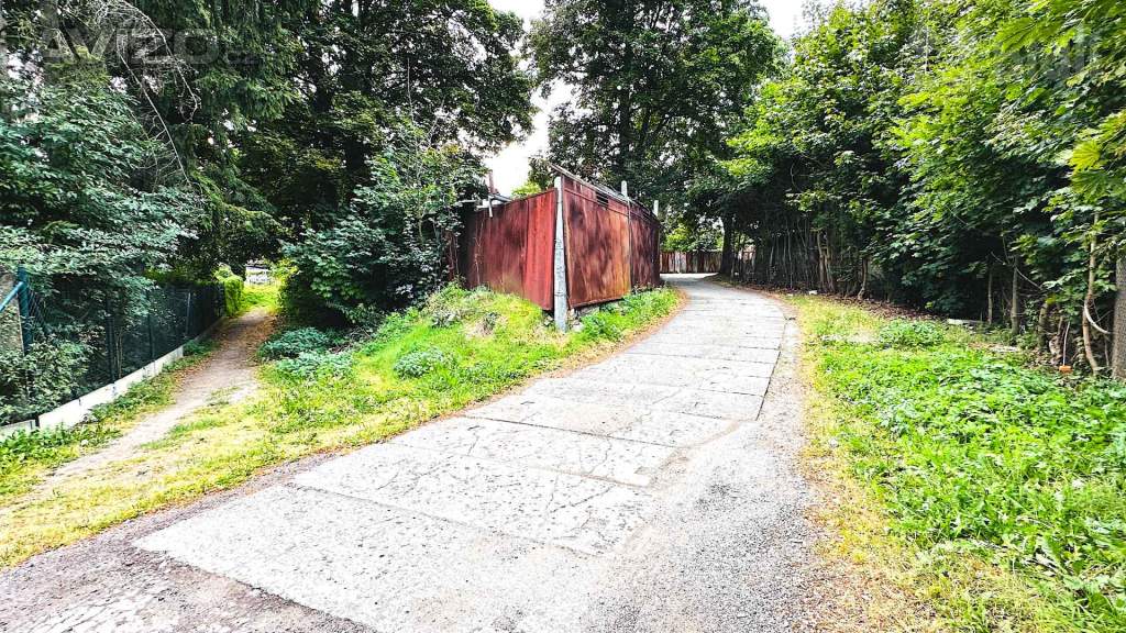 Foto inzerátu Prodej garáže 22 m2, ul. Nádražní, Benešov u Prahy