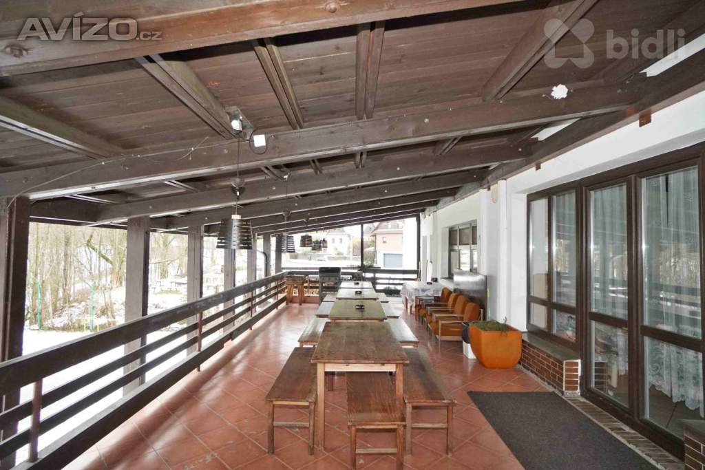 Foto inzerátu Prodej dvou ubytovacích zařízení 968 m2 užitné plochy, s pozemkem 4150 m2, Lučany nad Nisou