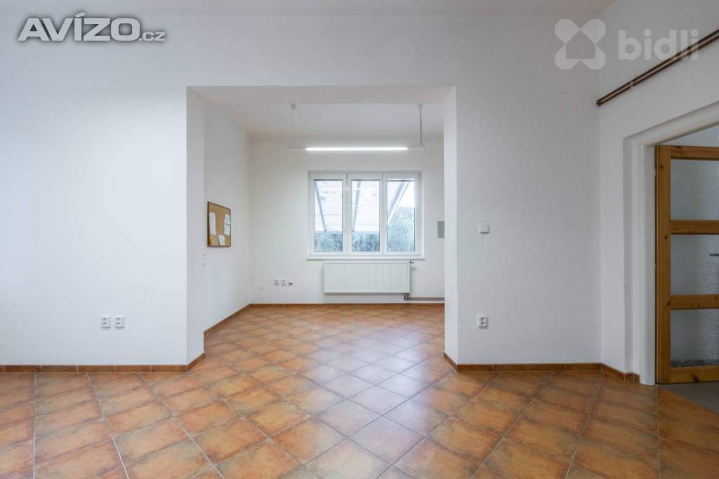 Foto inzerátu Prodej prostorného domu (670 m²) s velkým pozemkem v Dolní Kalné