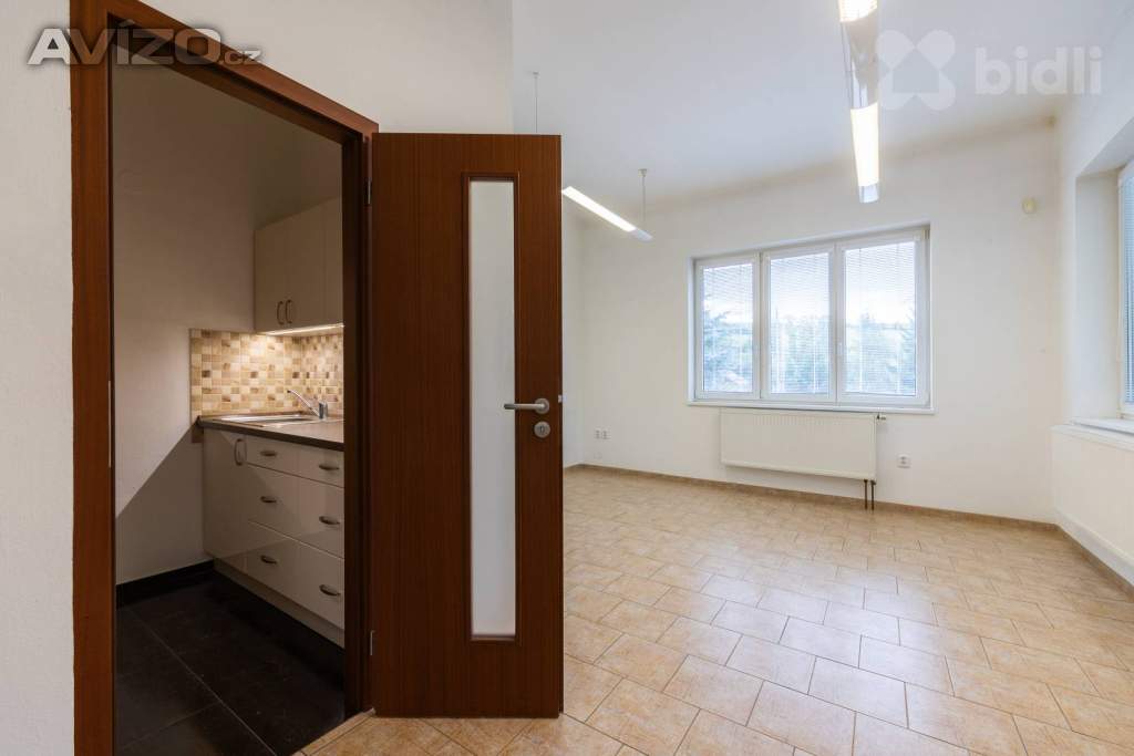 Foto inzerátu Prodej prostorného domu (670 m²) s velkým pozemkem v Dolní Kalné