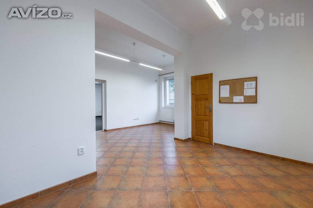 Foto inzerátu Prodej prostorného domu (670 m²) s velkým pozemkem v Dolní Kalné