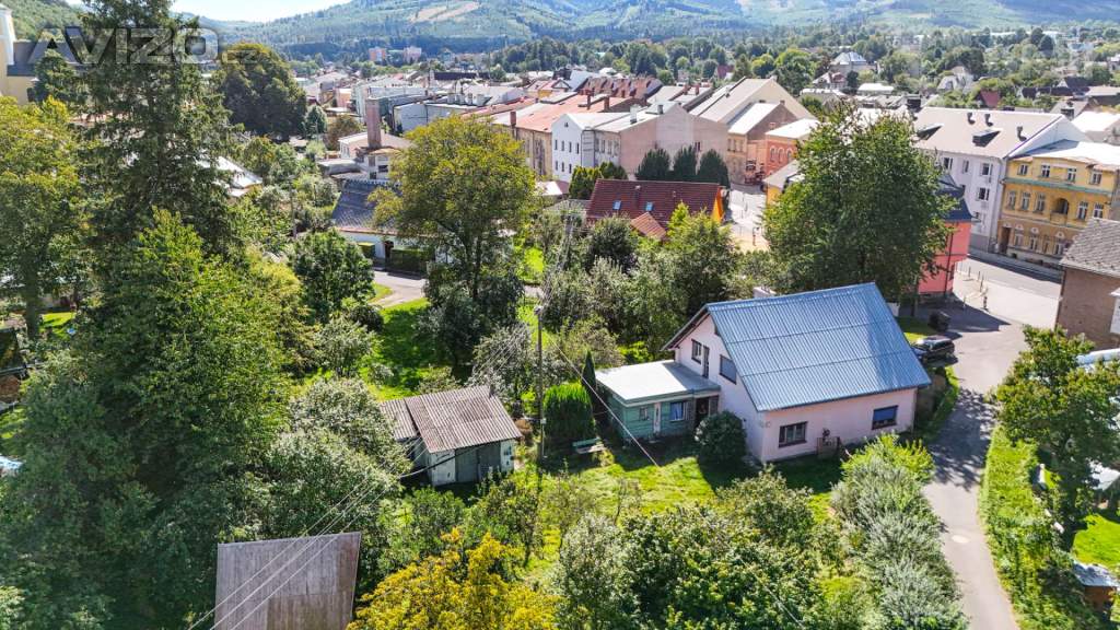 Foto inzerátu Prodej dům 5+1 Zlaté Hory, zahrada, garáž, chatka.