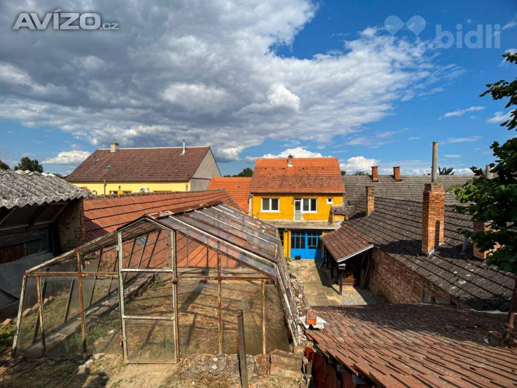 Foto inzerátu Prodej stavebního pozemku v Hovoranech