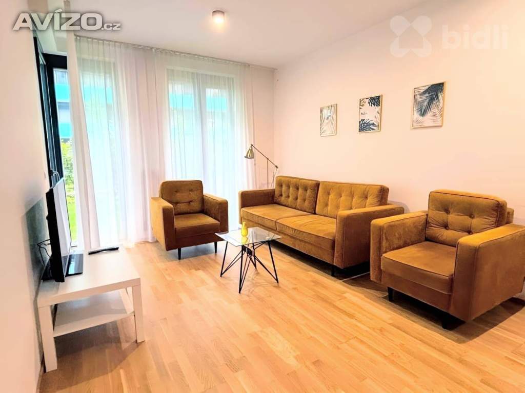 Foto inzerátu Rezervace! Pronájem moderního bytu 2+kk se zahrádkou - Praha 7, Holešovice