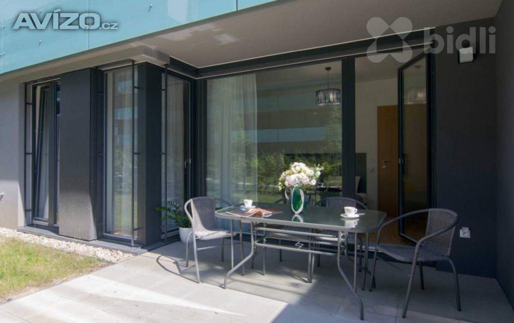 Foto inzerátu Rezervace! Pronájem moderního bytu 2+kk se zahrádkou - Praha 7, Holešovice