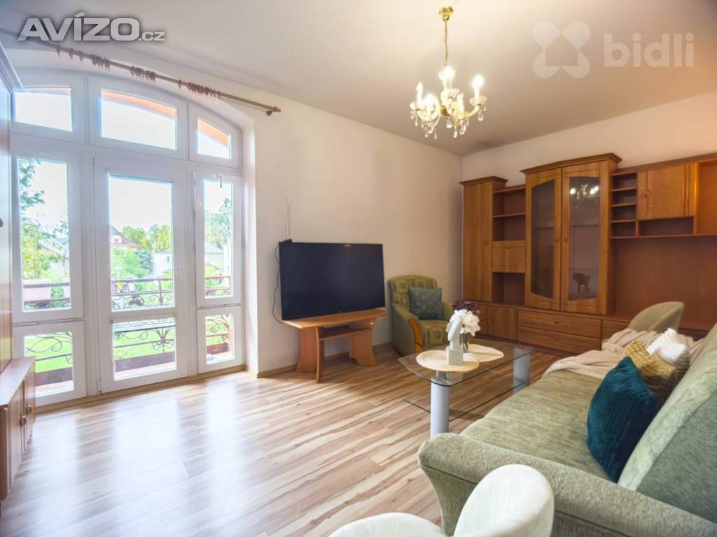 Foto inzerátu Prodej prostorné vily s čtyřmi byty ve vyhledávané části Františkových Lázní