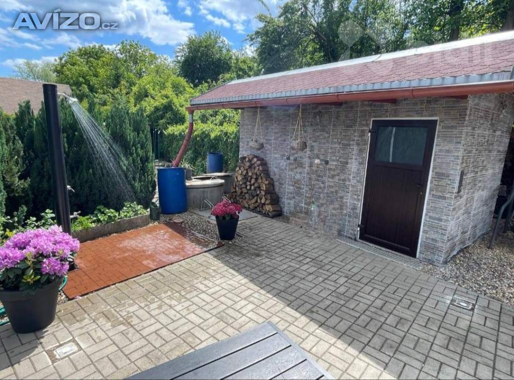 Foto inzerátu Prodej chaty se zahradou