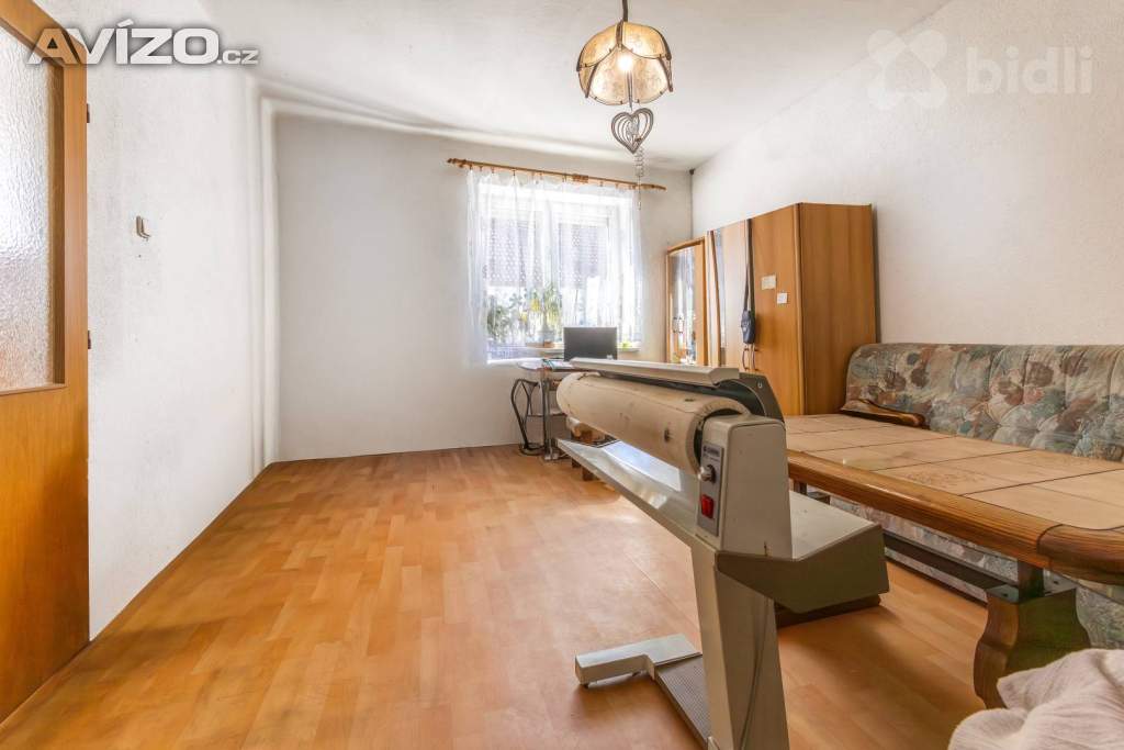 Foto inzerátu Prostorný dvougenerační dům s možností podnikání - Kraselov u Strakonic