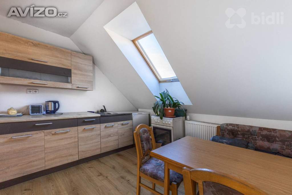 Foto inzerátu Prostorný dvougenerační dům s možností podnikání - Kraselov u Strakonic