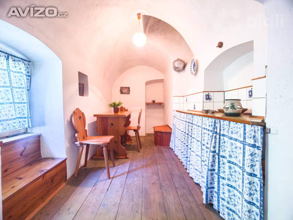 Foto inzerátu Prodej RD - chalupy, 154 m2, 2 bytové jednotky, zahrada, stodola, Orlík nad Vltavou