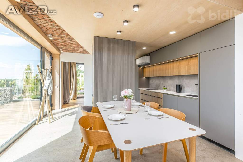 Novostavba energ. třída B! - moderní luxusní dům v Klučově u Českého Brodu, 158m