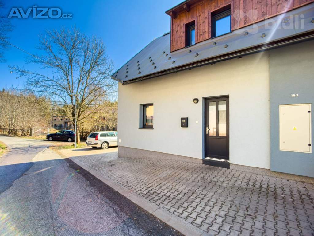 Foto inzerátu Prodej domu se zahradou, Vrchovina