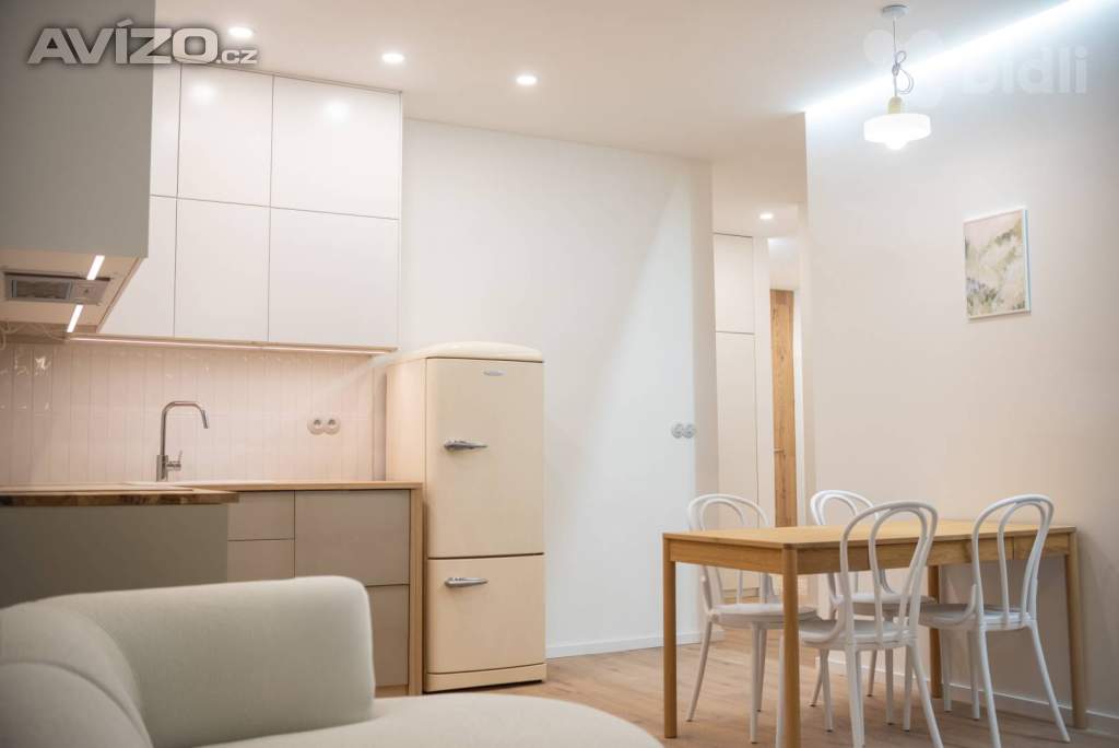 Foto inzerátu Moderní byt 2kk po kompletní rekonstrukci, 55m v centru Vršovic