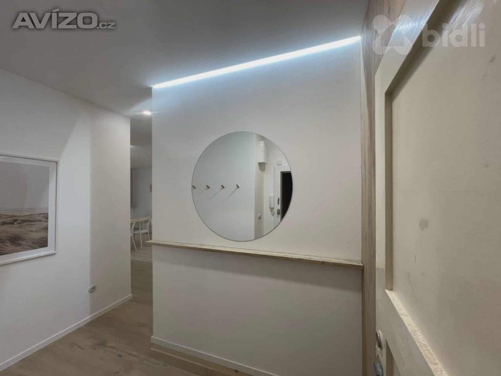 Foto inzerátu Moderní byt 2kk po kompletní rekonstrukci, 55m v centru Vršovic