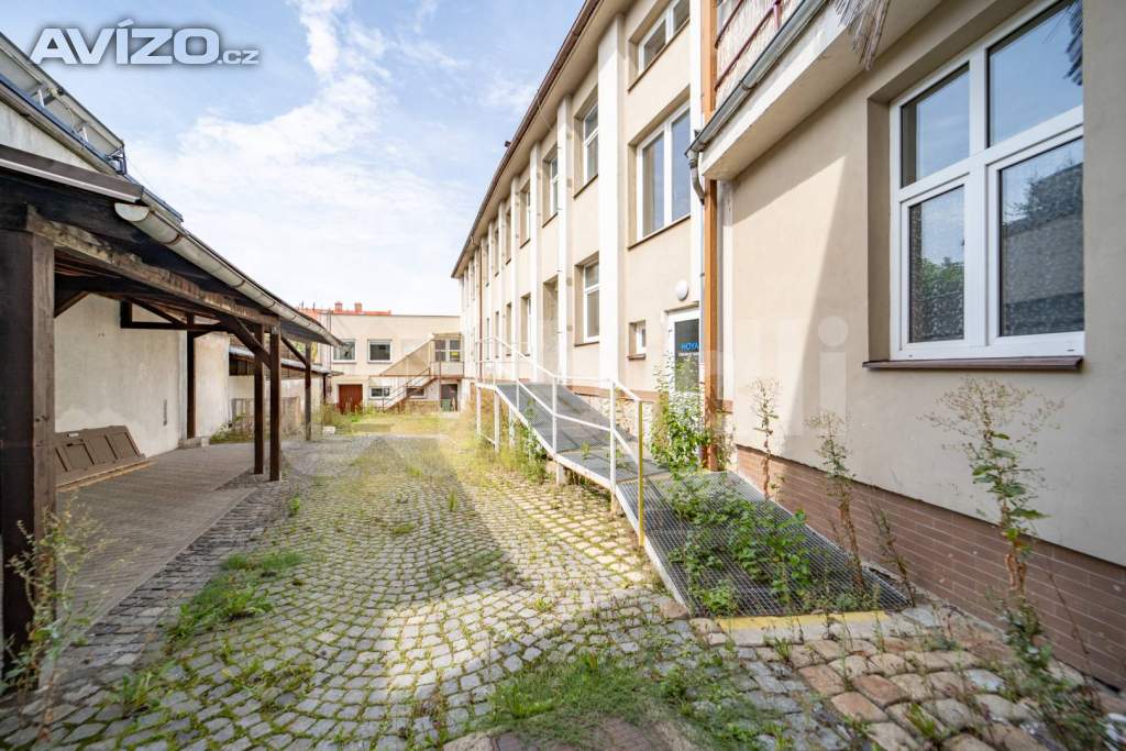 Foto inzerátu Prodej bytového domu s užitnou plochou 1450 m2 v centru Turnova