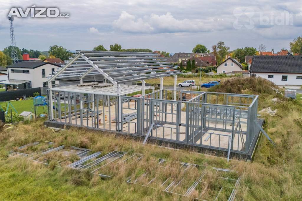 Foto inzerátu Prodej rodinného domu o zastavěné ploše 254 m² stojícího na pozemku o celkové výměře 808 m