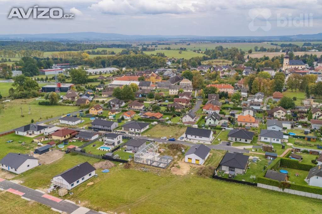 Foto inzerátu Prodej rodinného domu o zastavěné ploše 254 m² stojícího na pozemku o celkové výměře 808 m