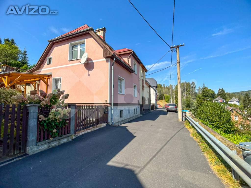 Foto inzerátu Prodej rodinný dům 3+1, pozemek 852, Kraslice