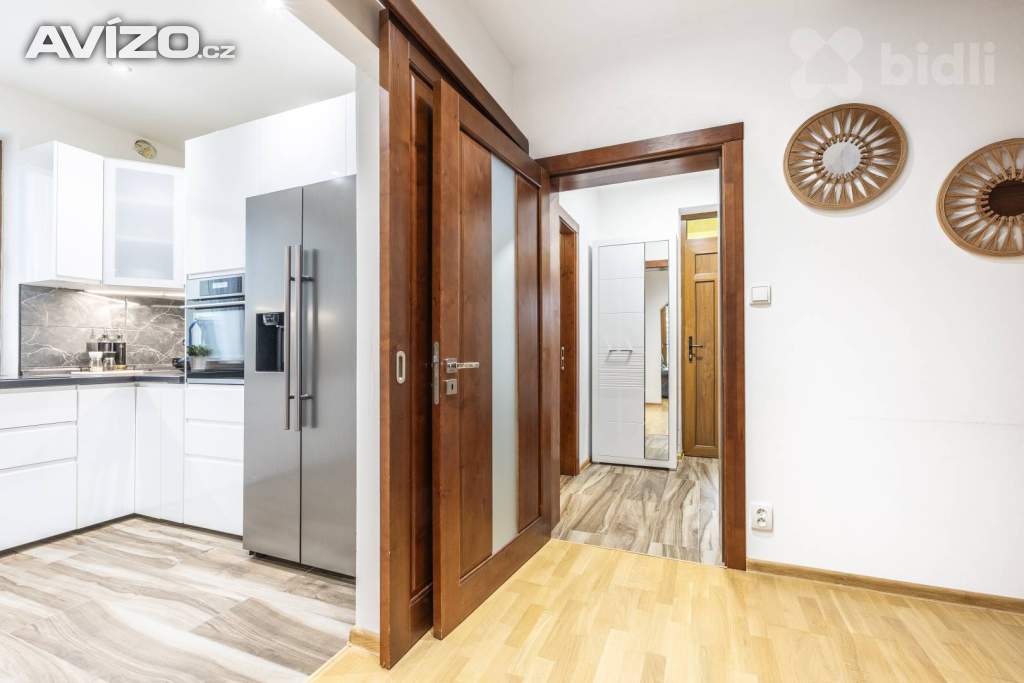 Foto inzerátu Prodej nově postaveného rod. domu 5+1, 160m2, pozemek 591m2, Jeneč, ul. Unhošťská