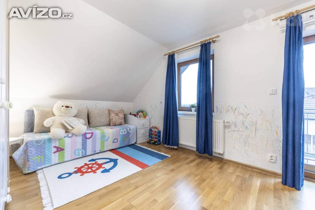 Foto inzerátu Prodej nově postaveného rod. domu 5+1, 160m2, pozemek 591m2, Jeneč, ul. Unhošťská