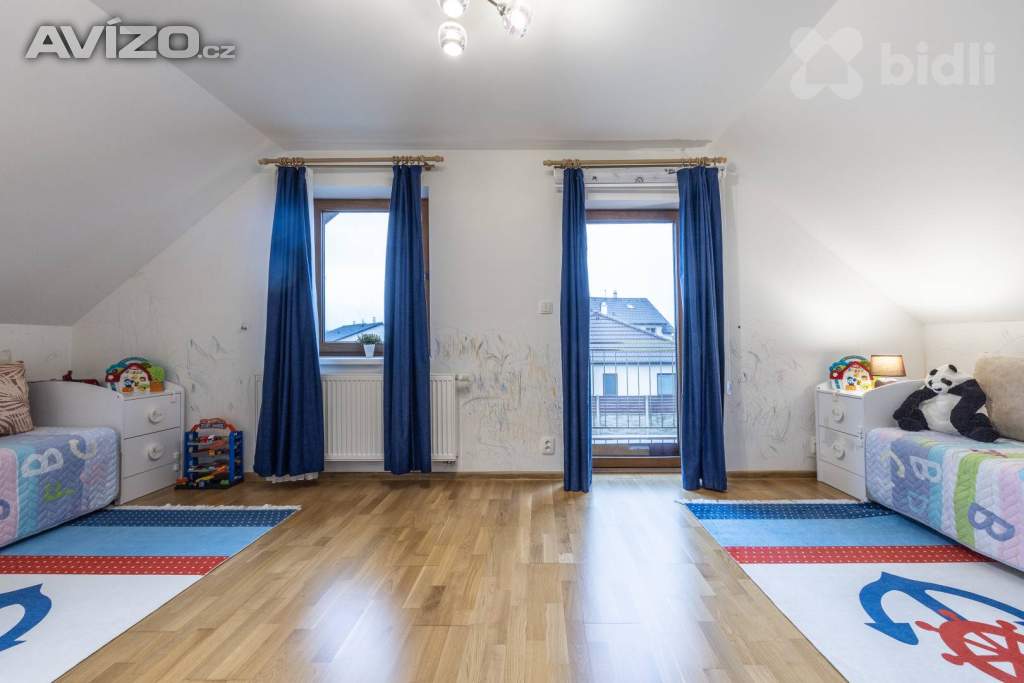 Foto inzerátu Prodej nově postaveného rod. domu 5+1, 160m2, pozemek 591m2, Jeneč, ul. Unhošťská