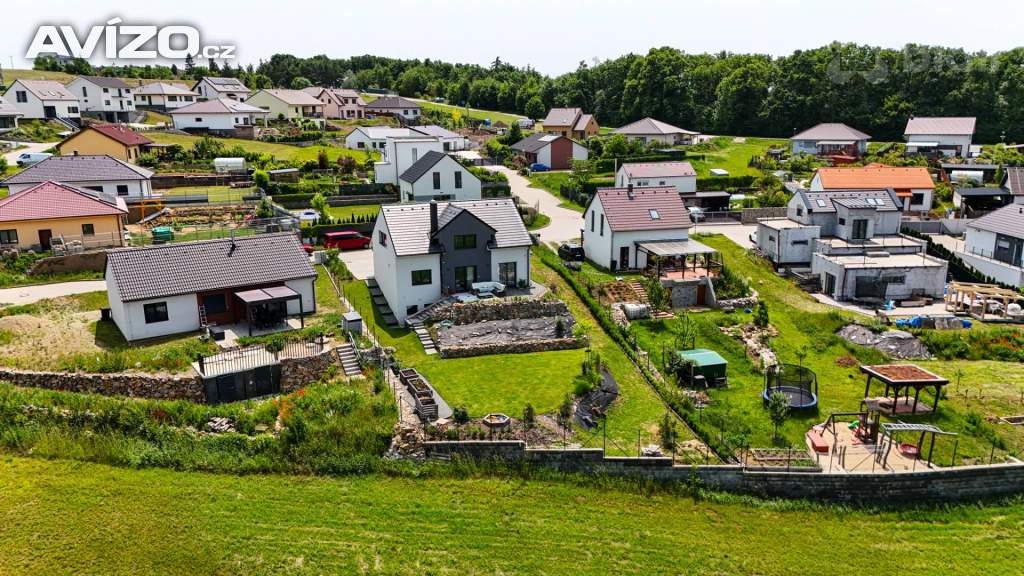 Foto inzerátu Novostavba rodinného domu 5+1, Neslovice - Jasanová, garáž, terasa