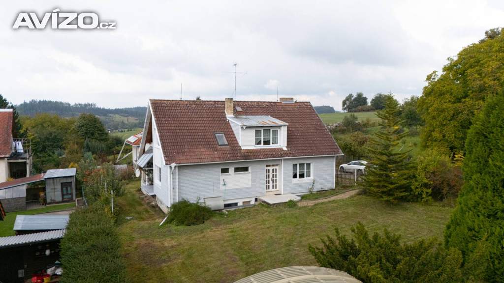 Rodinný dům 5+1, 270 m2, zahrada 400 m2, Vilice