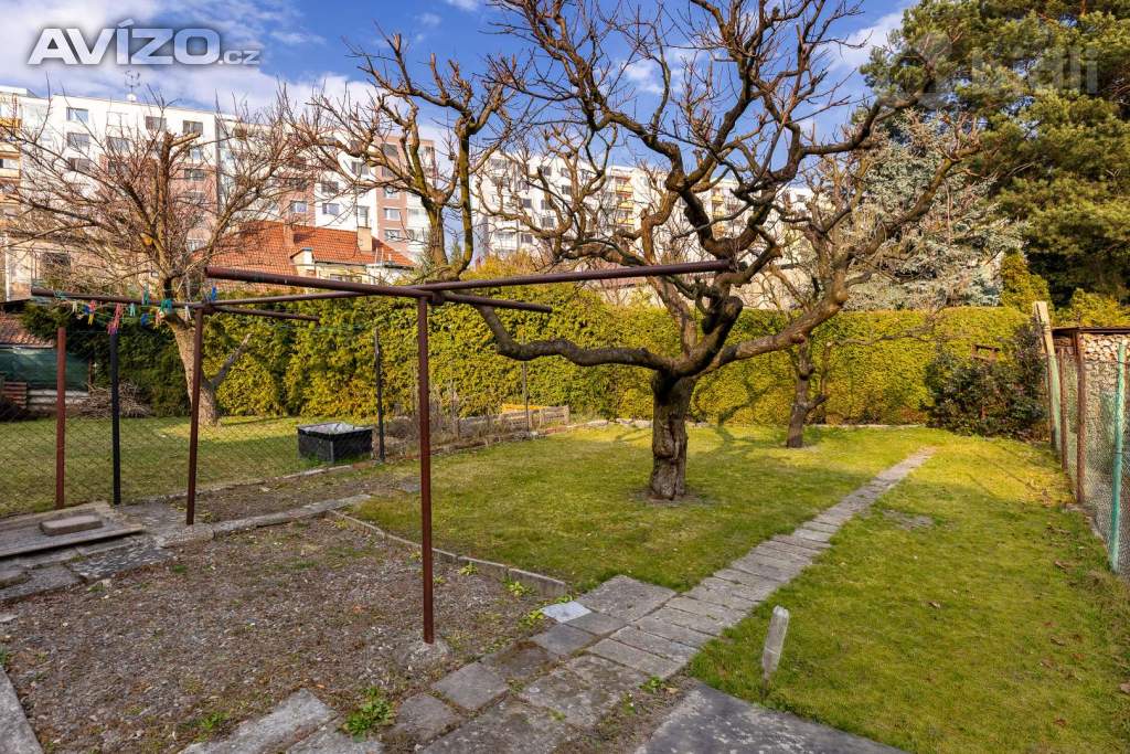 Foto inzerátu Prodej domu 4+1 se zahradou, Třebeš