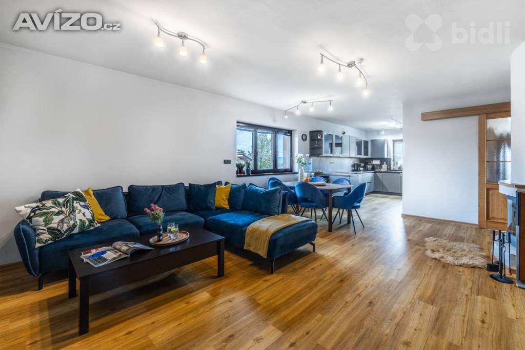 Foto inzerátu Prodej rodinného domu 390 m2, na pozemku 1199 m2 - Zbizuby