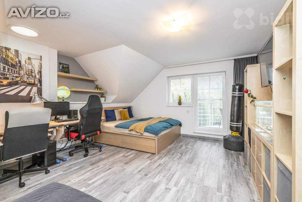 Foto inzerátu Dvougenerační rodinný dům 6+2, pozemek 778m2, Květnice