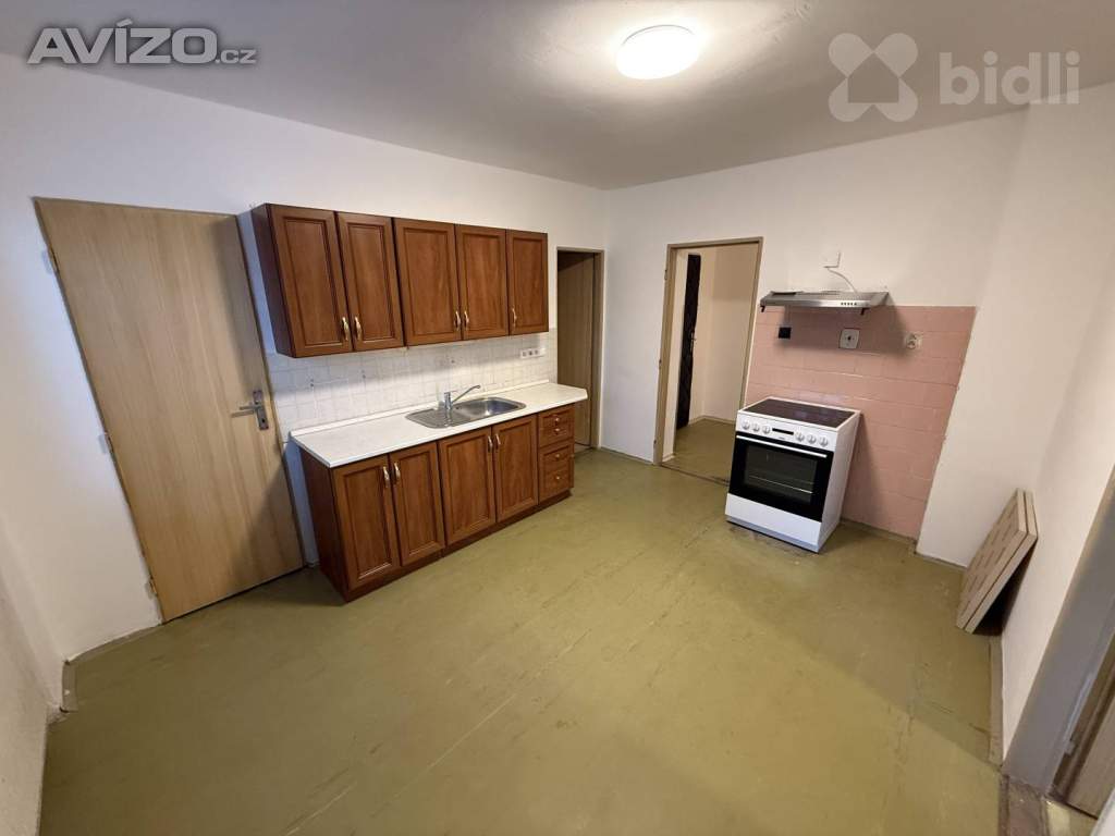 Pronájem bytu 3+1, 98 m2, v rodinném domě se zahradou, obec Křenůvky, okr.Prostějov