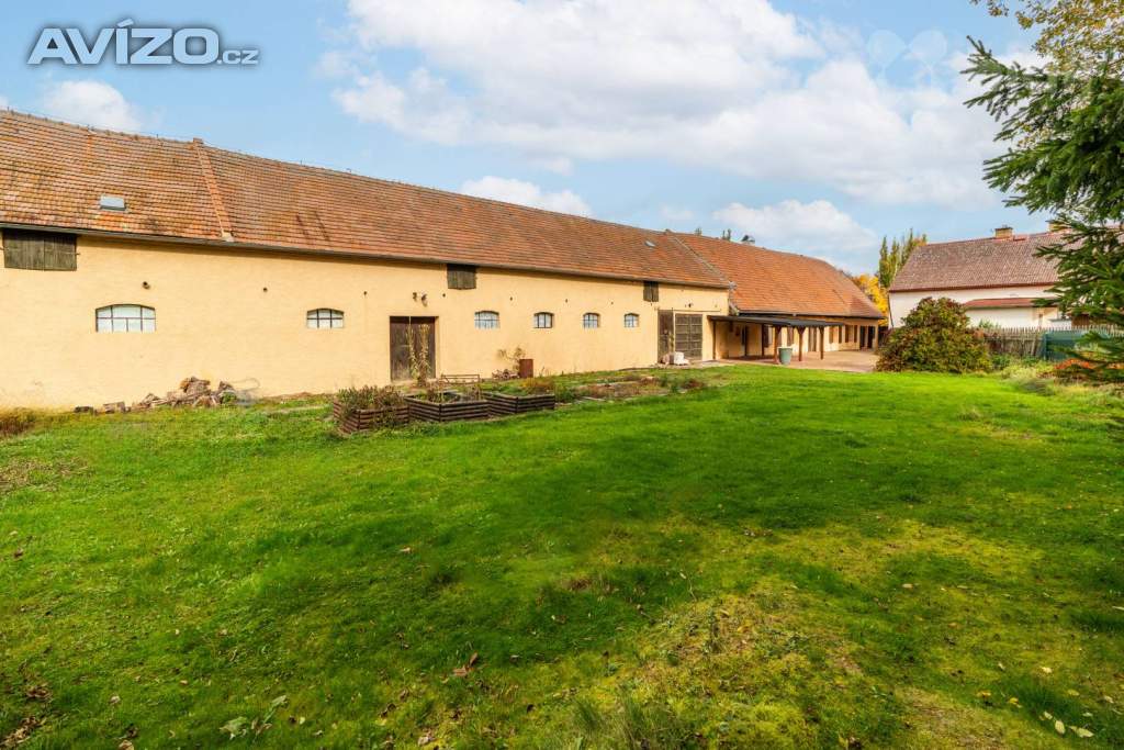 Prodej, RD s bývalým hospodářstvím a zahradou 1 613 m², Novosedly (Pšov)