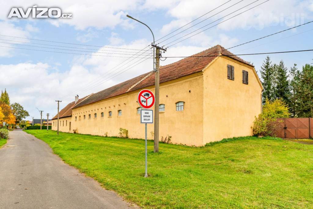 Foto inzerátu Prodej, RD s bývalým hospodářstvím a zahradou 1 613 m², Novosedly (Pšov)