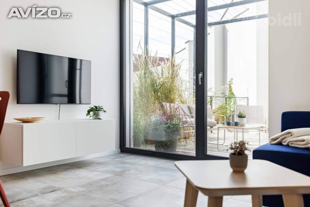 Foto inzerátu Prodej bytu 1+kk se zahrádkou