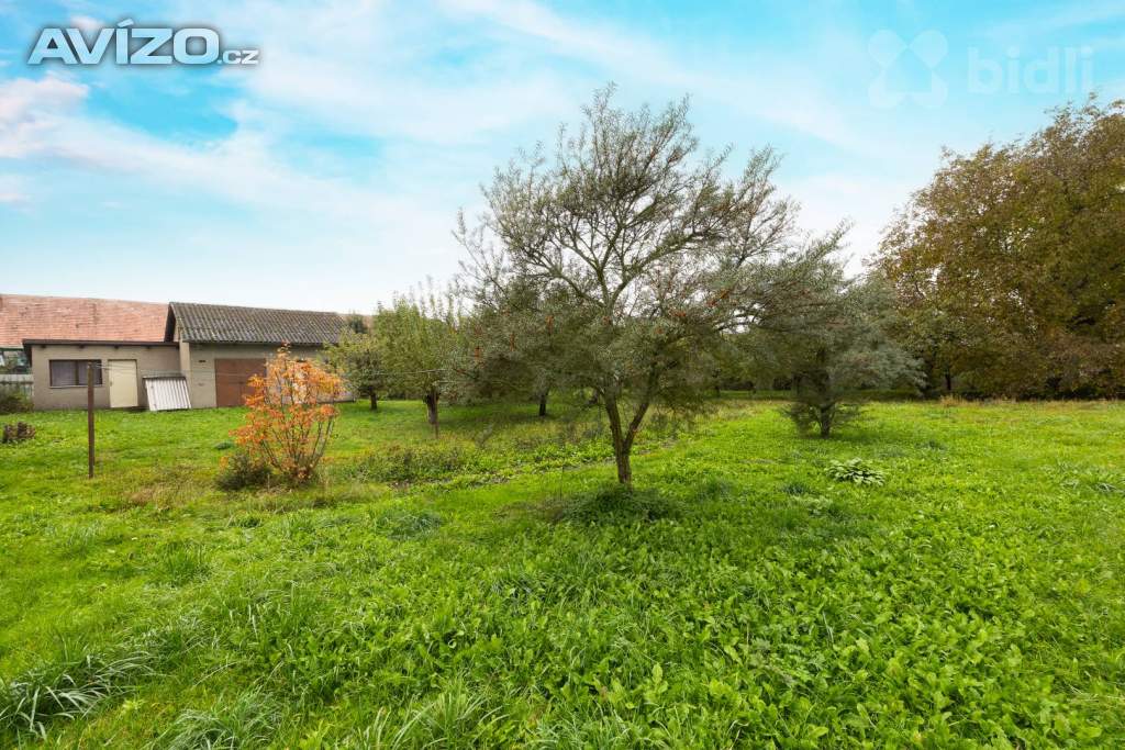 Foto inzerátu Prodej pozemku (1342 m²) v obci Maleč